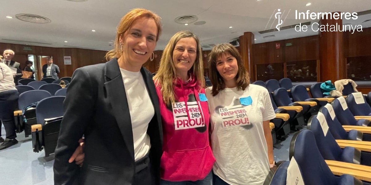 Infermeres de Catalunya assistim a la presentació del Ministerio de Sanidad sobre el full de ruta de les cures infermeres per al futur del sistema de salut