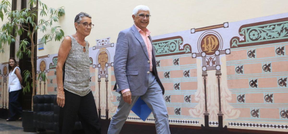 De Manel Balcells a Olga Pané. De metges i sanitat publicoprivada va el joc.