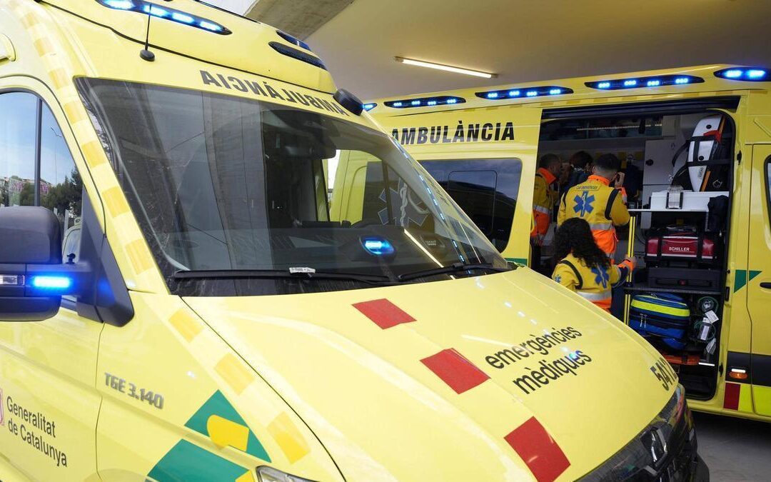 Dos professionals del SEM, ferits amb un ganivet: Infermeres de Catalunya torna a reclamar armilles antipunxades